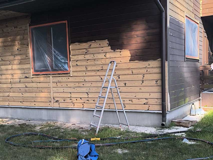 Piaskowanie elewacji z piaskowca